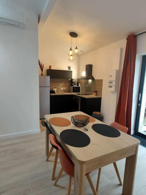 Apartamento Au Coeur Des Vignes Moulin A Vent La Chapelle-de-Guinchay Exterior foto